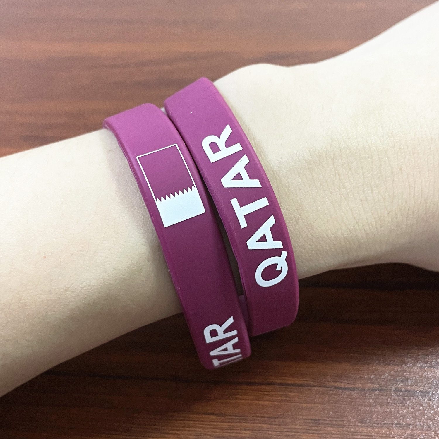 2pcs Qatar Flag Silicone Brace - Men'S Fashion Qatar 评论和价格