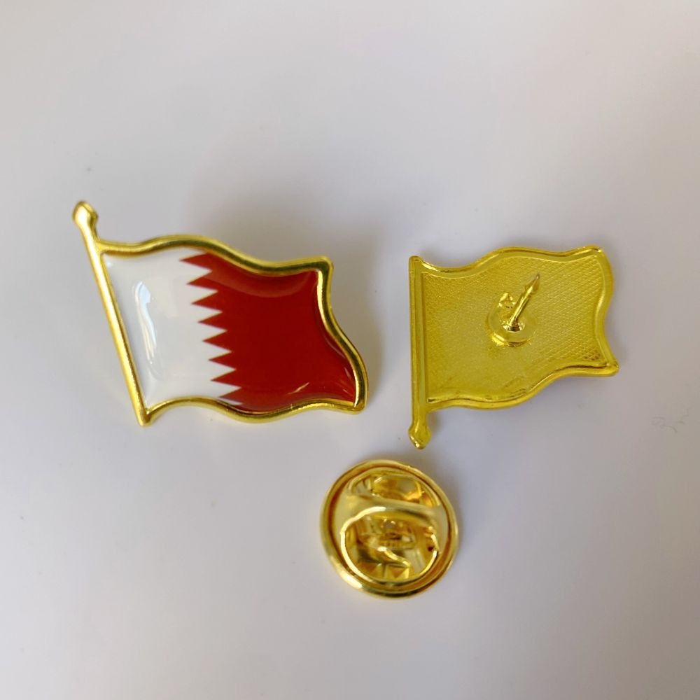 Qatar Flag Lapel Pin - Enamel  - Men'S Fashion Qatar 评论和价格