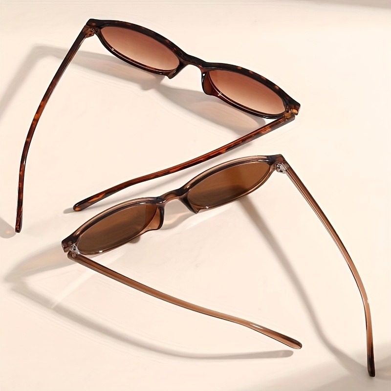 4 Pairs of Glasses Combination - Men Fashion Photography 评论和价格