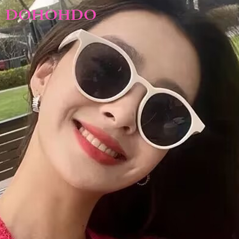 Vintage Classic Oval Sunglasse - Men Fashion Photography 评论和价格